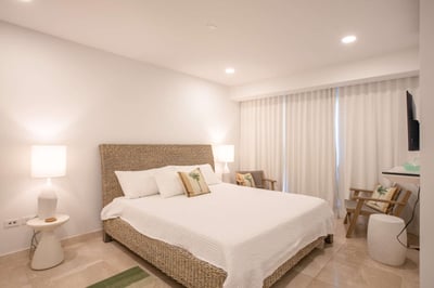 Luxury Villa Photo #21