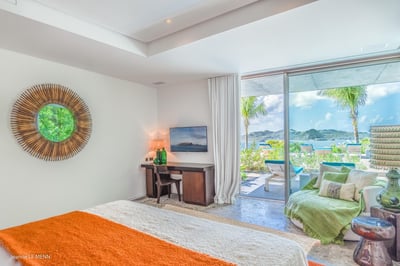 Luxury Villa Photo #44