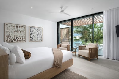 Luxury Villa Photo #41