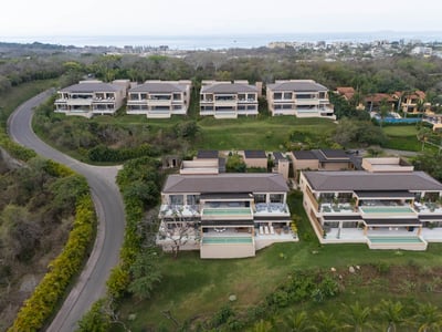 Luxury Villa Photo #51