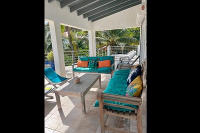 Luxury Villa Photo #6