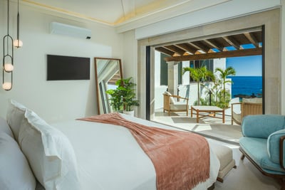 Luxury Villa Photo #24