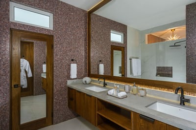 Luxury Villa Photo #27