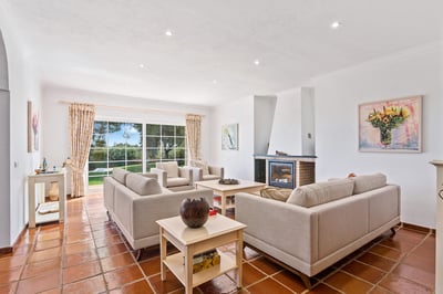 Luxury Villa Photo #9
