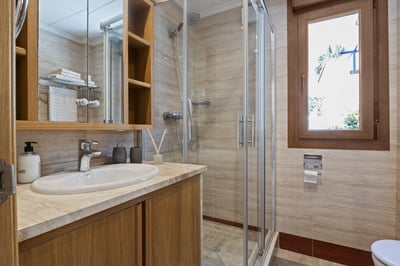 Luxury Villa Photo #21