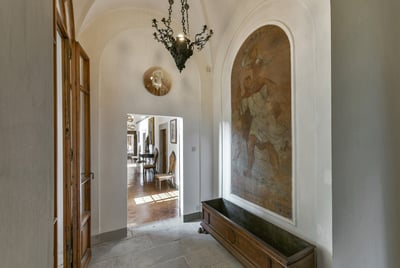 Luxury Villa Photo #39