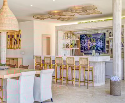 Luxury Villa Photo #22
