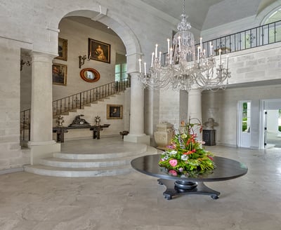 Luxury Villa Photo #13