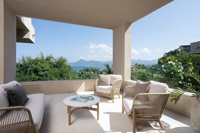 Luxury Villa Photo #18