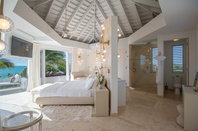 Luxury Villa Photo #87