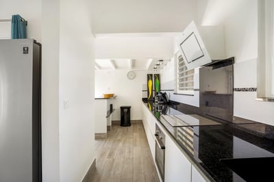 Luxury Villa Photo #13