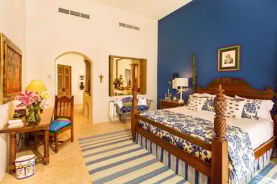 Luxury Villa Photo #17