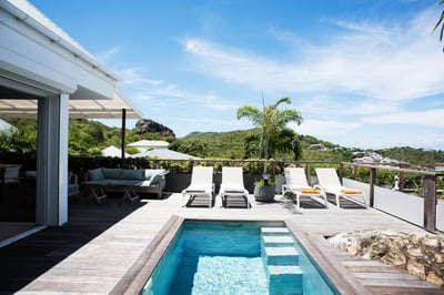 Luxury Villa Photo #4