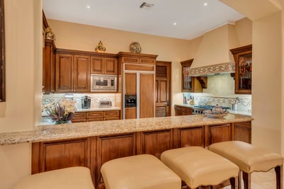 Luxury Villa Photo #17