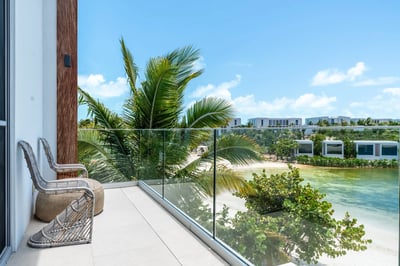 Luxury Villa Photo #8