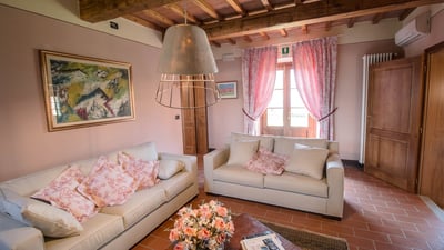 Luxury Villa Photo #11