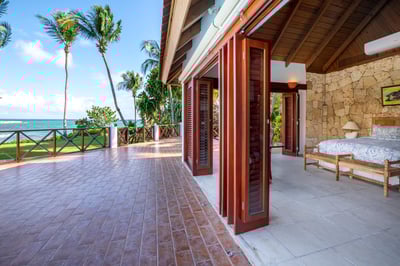 Luxury Villa Photo #28