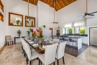 Luxury Villa Photo #31