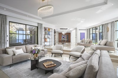 Luxury Villa Photo #5