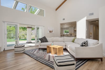 Luxury Villa Photo #15