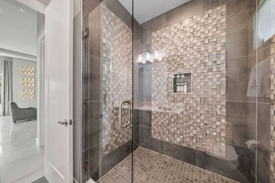Luxury Villa Photo #40