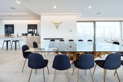 Luxury Villa Photo #10