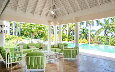 Luxury Villa Photo #4