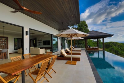 Luxury Villa Photo #12