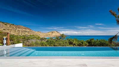 Luxury Villa Photo #2