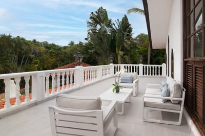 Luxury Villa Photo #3