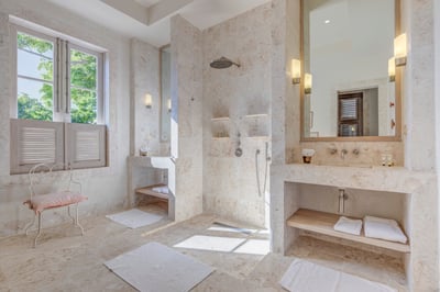 Luxury Villa Photo #49
