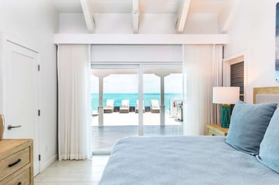 Luxury Villa Photo #26