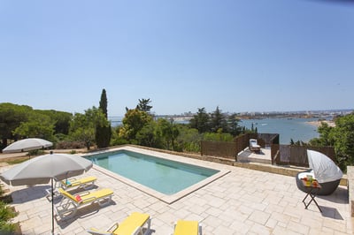 Luxury Villa Photo #9