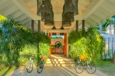 Luxury Villa Photo #13