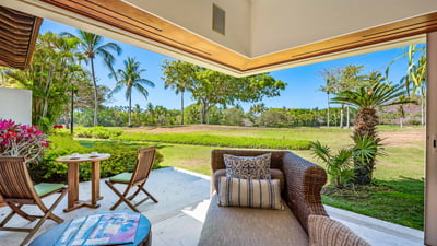 Luxury Villa Photo #18