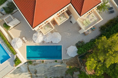 Luxury Villa Photo #5