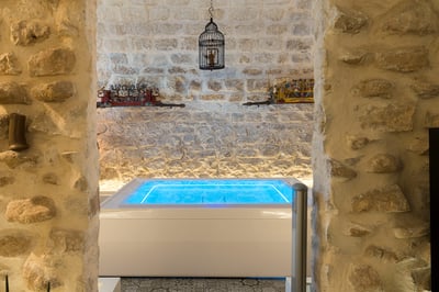 Luxury Villa Photo #20