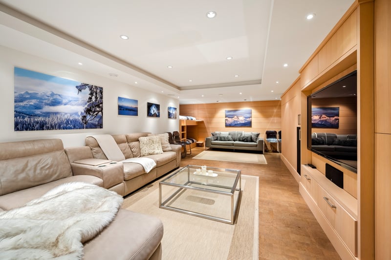 Panoramic Estate | Kadenwood