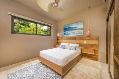 Luxury Villa Photo #25