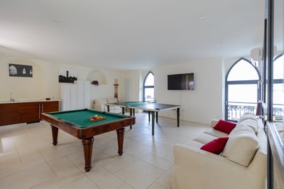 Luxury Villa Photo #65