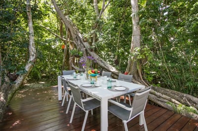 Luxury Villa Photo #12