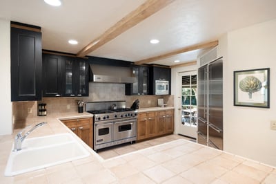 Luxury Villa Photo #22