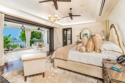 Luxury Villa Photo #51