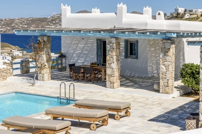 Luxury Villa Photo #9