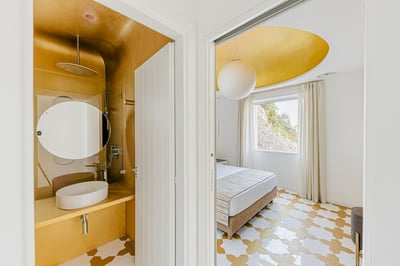 Luxury Villa Photo #23