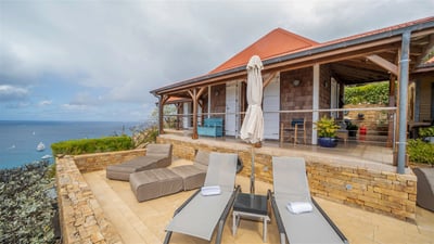 Luxury Villa Photo #4