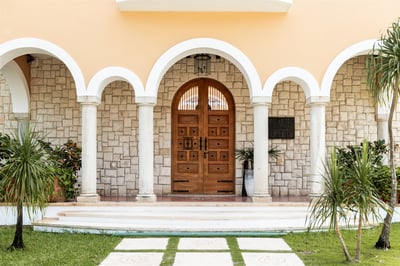 Luxury Villa Photo #16