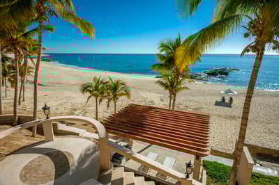 Luxury Villa Photo #17
