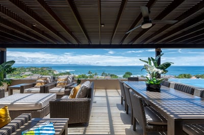 Luxury Villa Photo #3