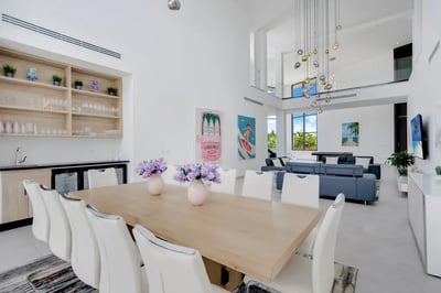 Luxury Villa Photo #27